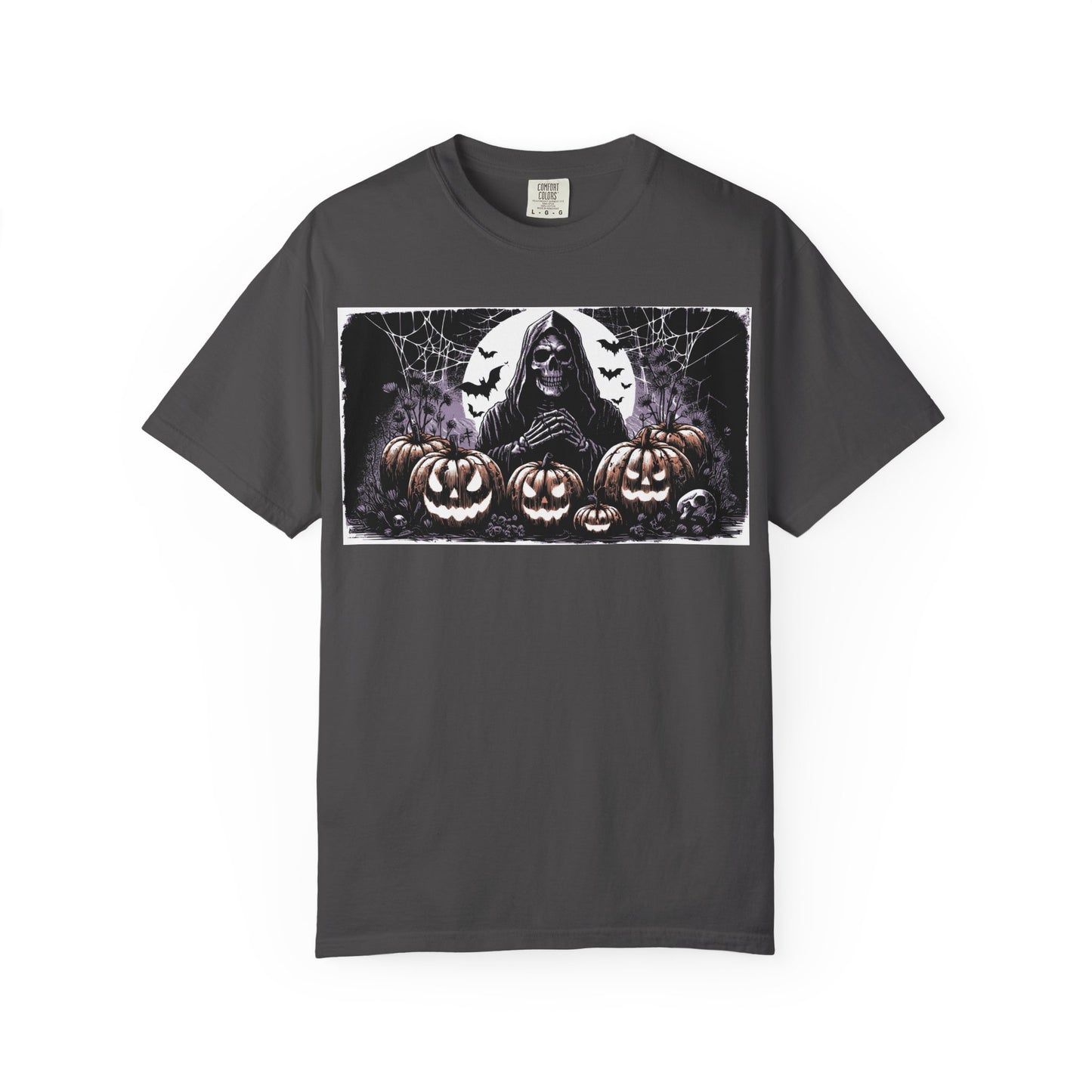 Spooky Halloween T-shirt, Unisex Graphic Tee, Ghostly Apparel, Fall Fashion, Pumpkin Shirt, Halloween Costume Top