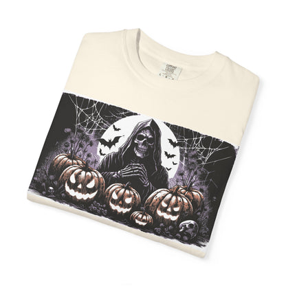 Spooky Halloween T-shirt, Unisex Graphic Tee, Ghostly Apparel, Fall Fashion, Pumpkin Shirt, Halloween Costume Top