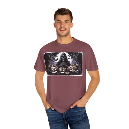 Spooky Halloween T-shirt, Unisex Graphic Tee, Ghostly Apparel, Fall Fashion, Pumpkin Shirt, Halloween Costume Top