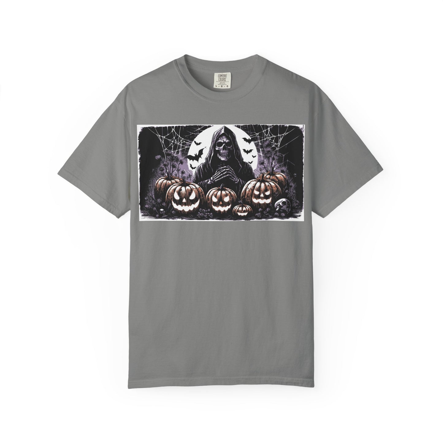 Spooky Halloween T-shirt, Unisex Graphic Tee, Ghostly Apparel, Fall Fashion, Pumpkin Shirt, Halloween Costume Top
