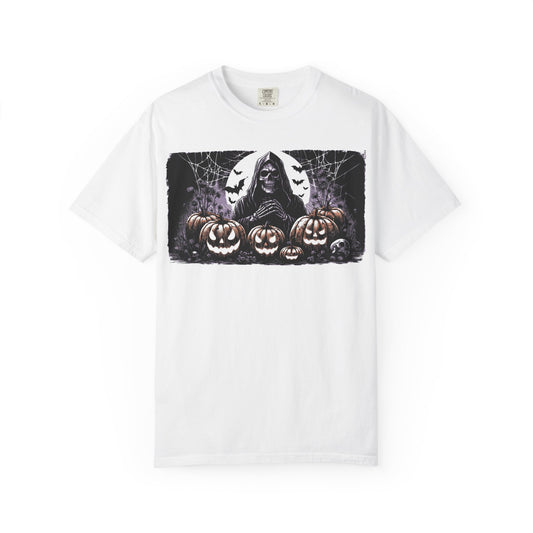 Spooky Halloween T-shirt, Unisex Graphic Tee, Ghostly Apparel, Fall Fashion, Pumpkin Shirt, Halloween Costume Top