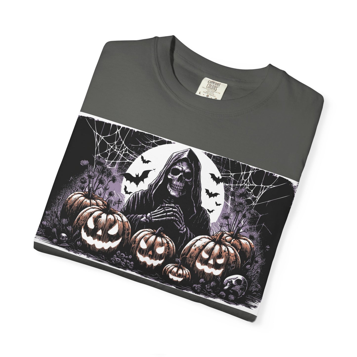 Spooky Halloween T-shirt, Unisex Graphic Tee, Ghostly Apparel, Fall Fashion, Pumpkin Shirt, Halloween Costume Top