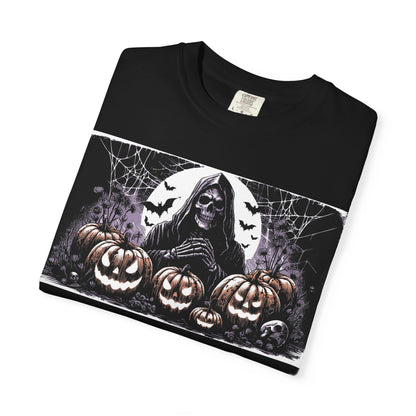 Spooky Halloween T-shirt, Unisex Graphic Tee, Ghostly Apparel, Fall Fashion, Pumpkin Shirt, Halloween Costume Top