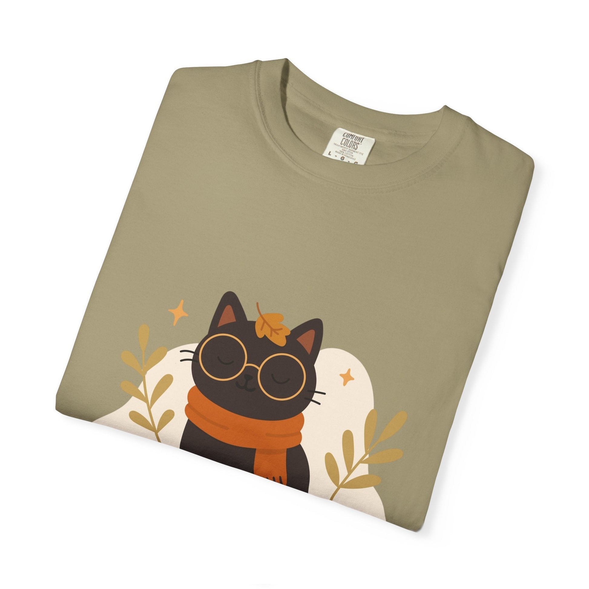 Charming Cat Graphic T-Shirt, Cozy Autumn Tee with Books and Glasses, Perfect for Cat Lovers, Gift for Bookworms, Unisex Fall Fashion - MaisonThreadory