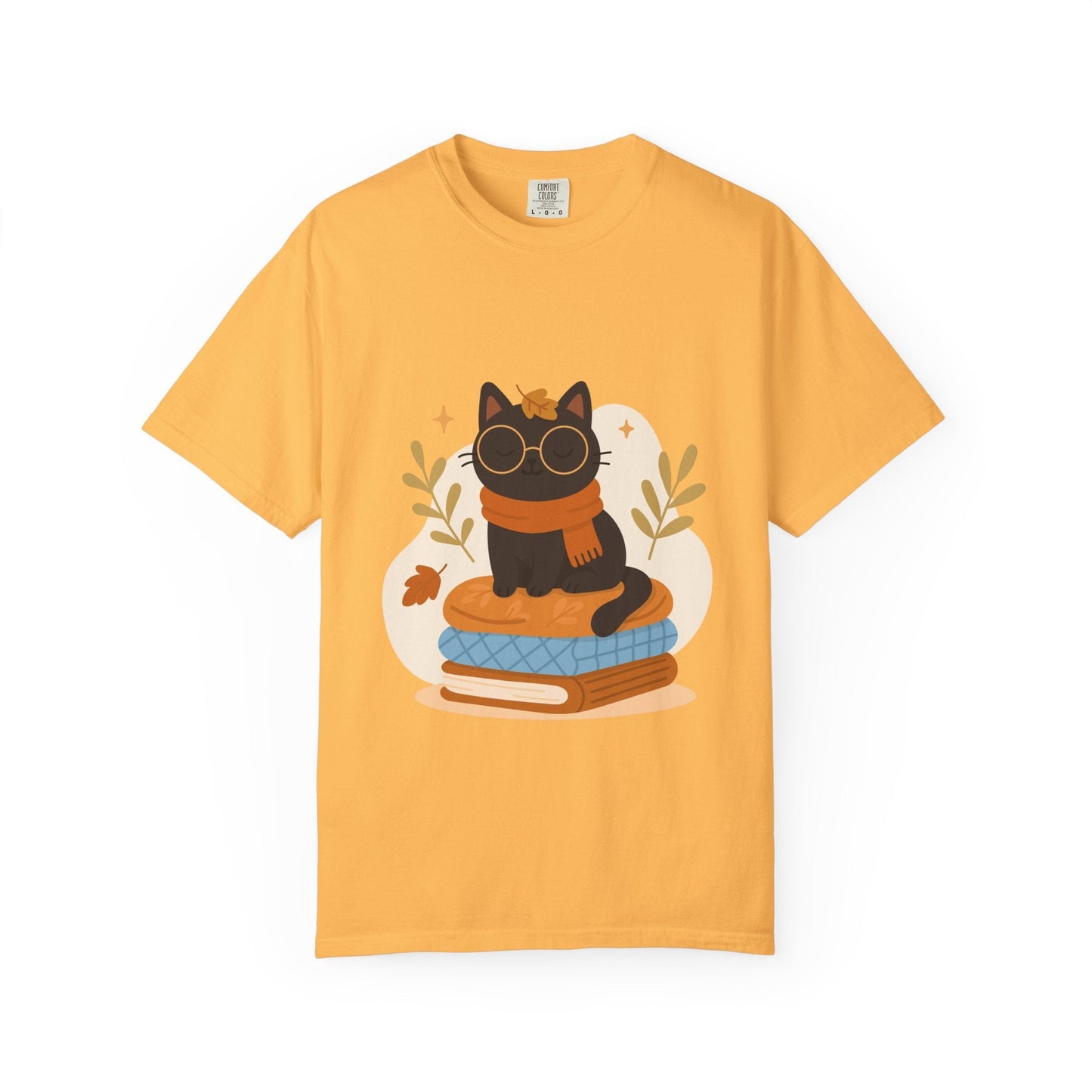 Charming Cat Graphic T-Shirt, Cozy Autumn Tee with Books and Glasses, Perfect for Cat Lovers, Gift for Bookworms, Unisex Fall Fashion - MaisonThreadory