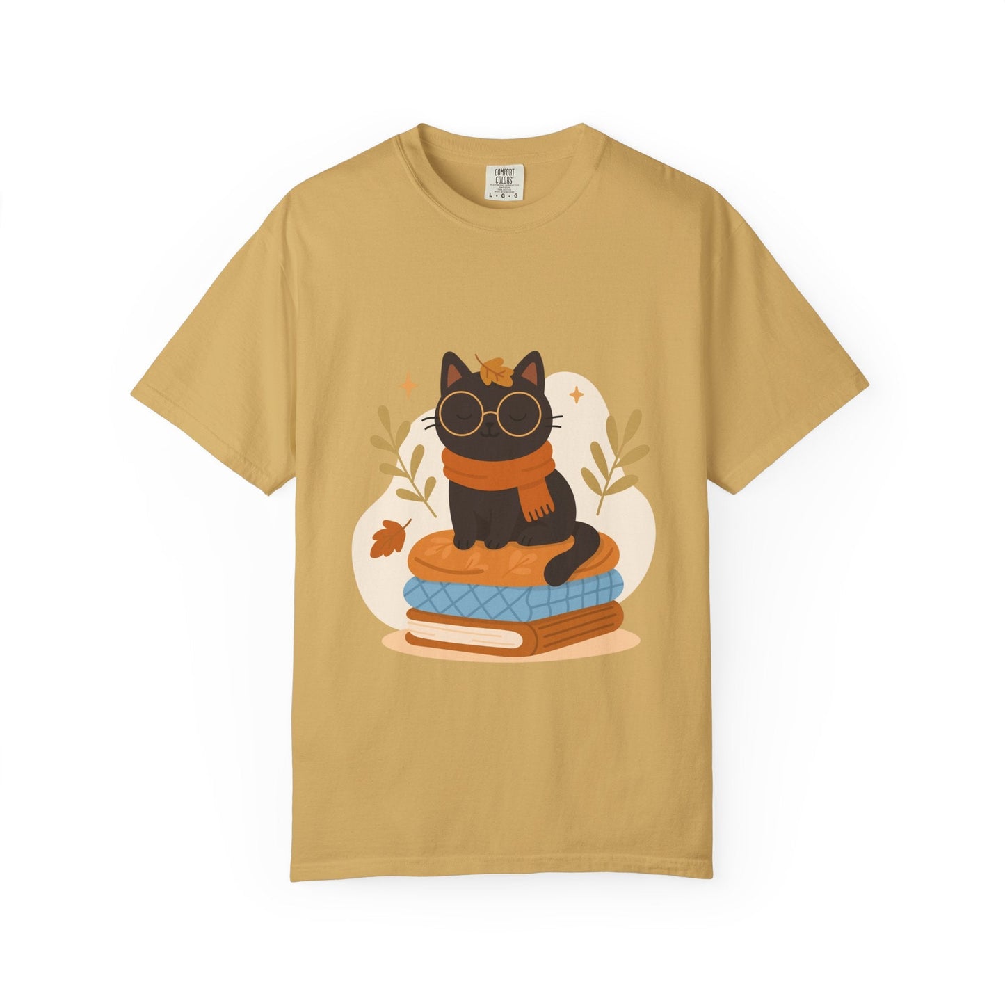 Charming Cat Graphic T-Shirt, Cozy Autumn Tee with Books and Glasses, Perfect for Cat Lovers, Gift for Bookworms, Unisex Fall Fashion - MaisonThreadory