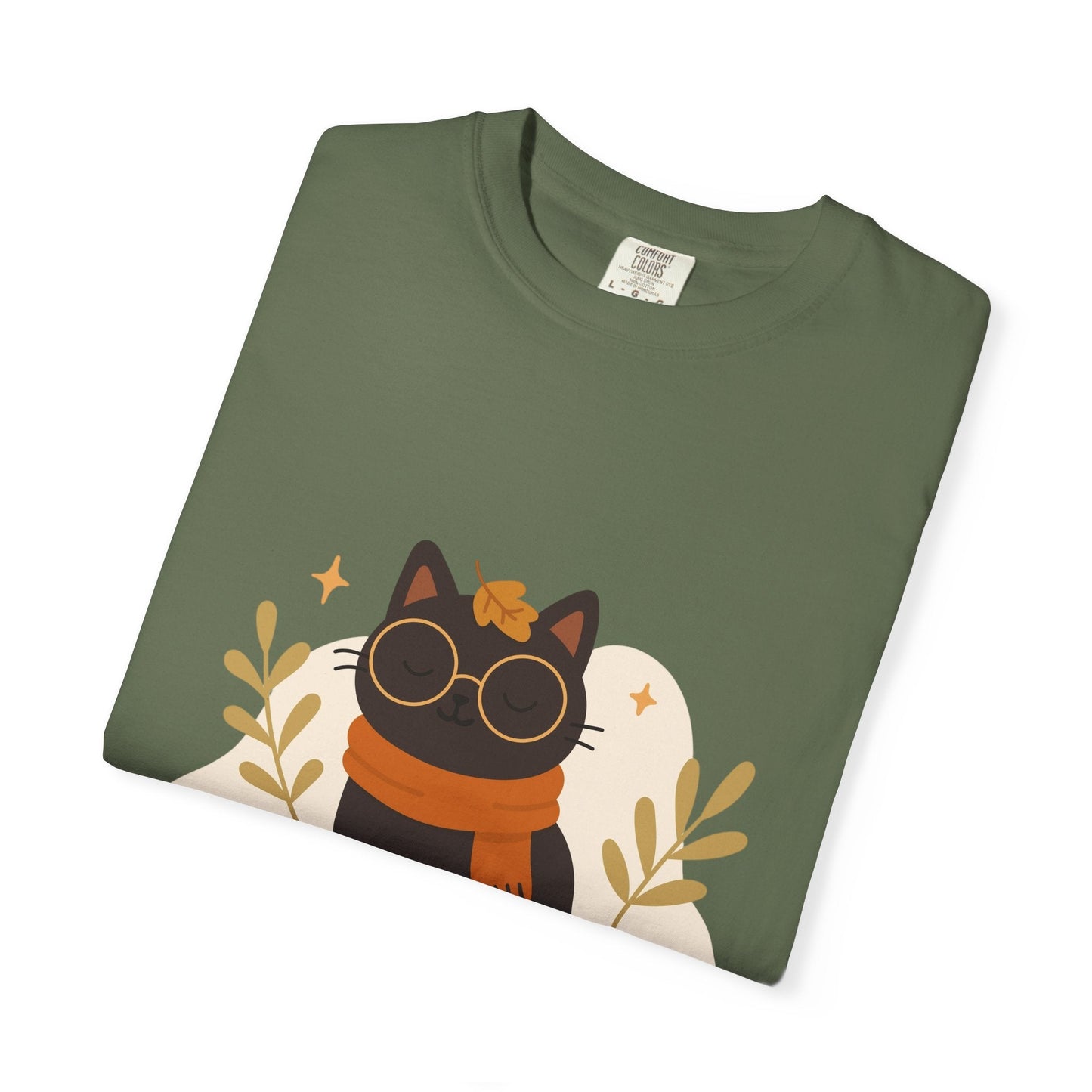 Charming Cat Graphic T-Shirt, Cozy Autumn Tee with Books and Glasses, Perfect for Cat Lovers, Gift for Bookworms, Unisex Fall Fashion - MaisonThreadory