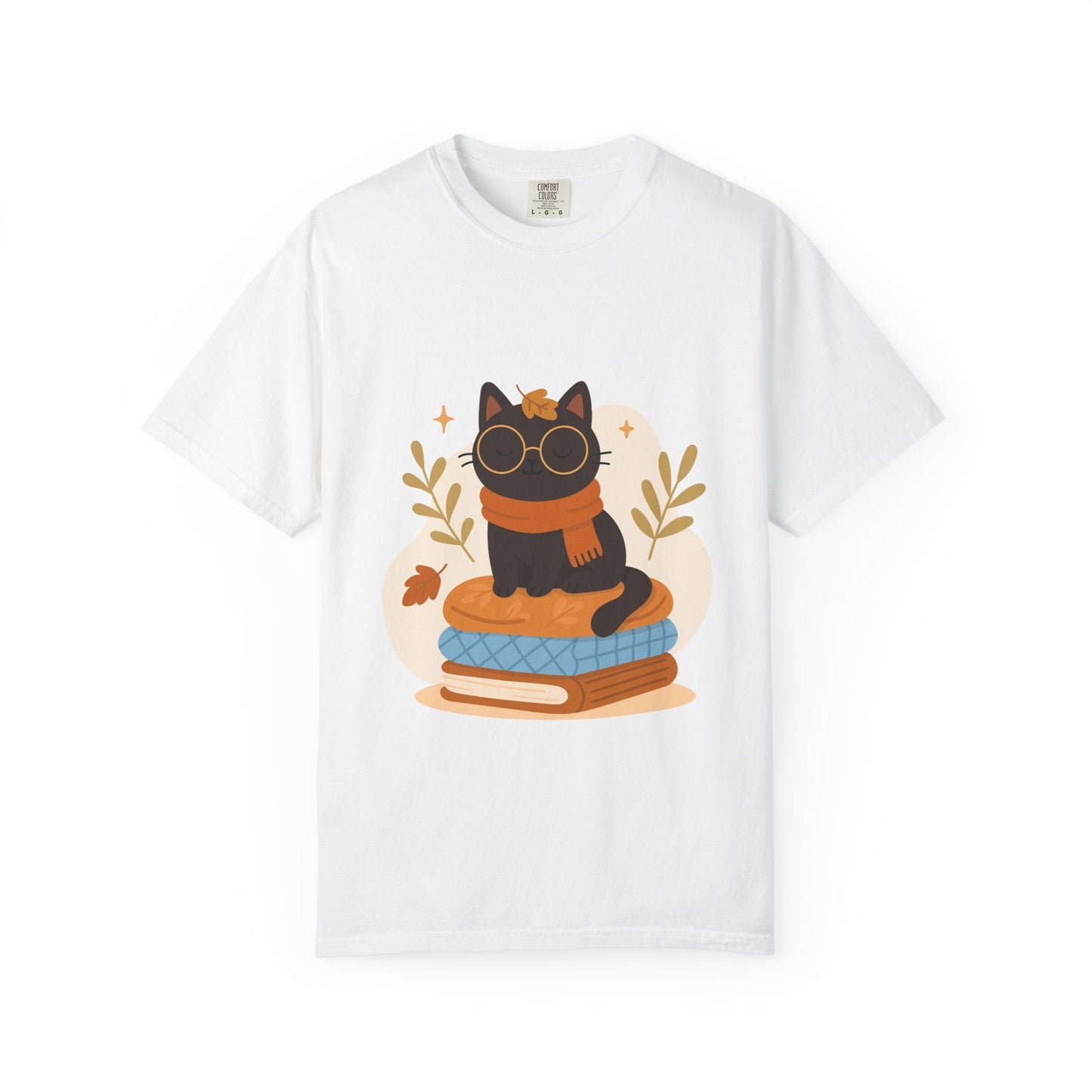 Charming Cat Graphic T-Shirt, Cozy Autumn Tee with Books and Glasses, Perfect for Cat Lovers, Gift for Bookworms, Unisex Fall Fashion - MaisonThreadory