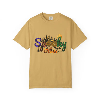 Spooky Vibes T-Shirt, Halloween Shirt, Unisex Tee, Fall Fashion, Casual Wear, Gift for Haunted Lovers - MaisonThreadory