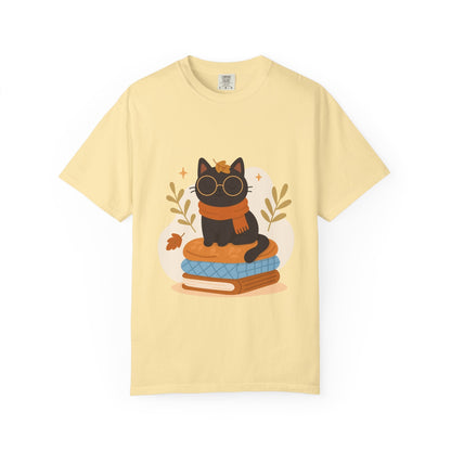 Charming Cat Graphic T-Shirt, Cozy Autumn Tee with Books and Glasses, Perfect for Cat Lovers, Gift for Bookworms, Unisex Fall Fashion - MaisonThreadory