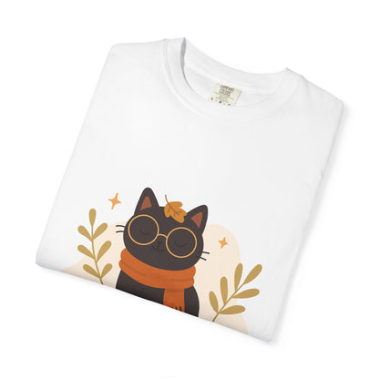 Charming Cat Graphic T-Shirt, Cozy Autumn Tee with Books and Glasses, Perfect for Cat Lovers, Gift for Bookworms, Unisex Fall Fashion - MaisonThreadory
