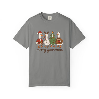 Merry Goosemas Unisex T-Shirt - MaisonThreadory