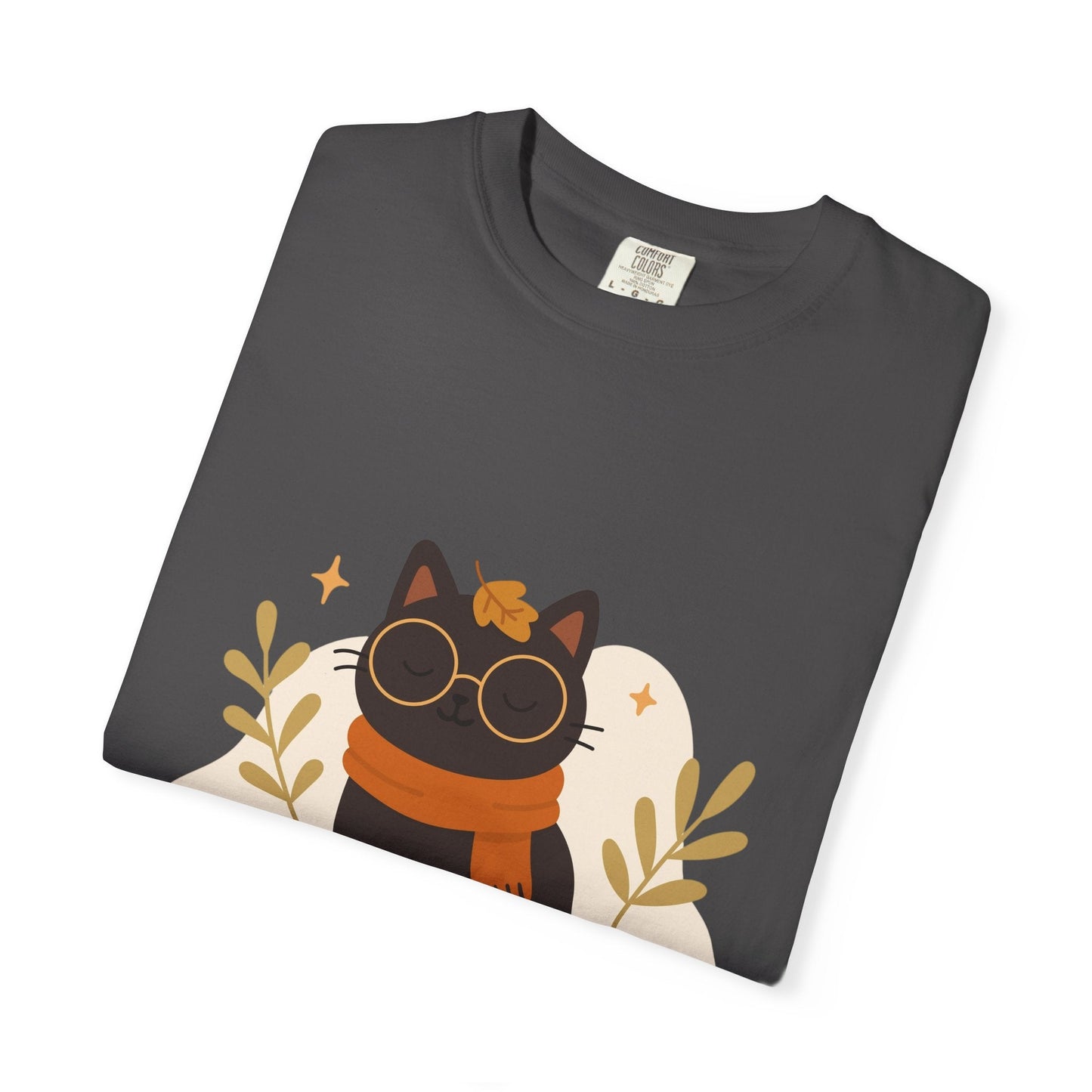 Charming Cat Graphic T-Shirt, Cozy Autumn Tee with Books and Glasses, Perfect for Cat Lovers, Gift for Bookworms, Unisex Fall Fashion - MaisonThreadory