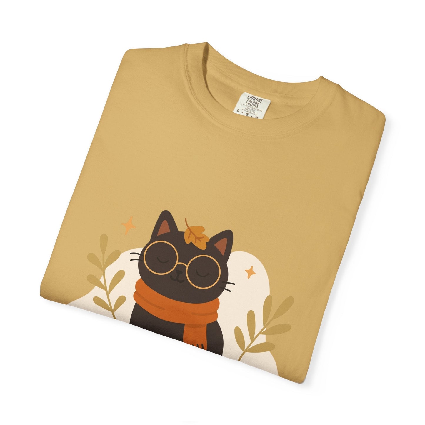 Charming Cat Graphic T-Shirt, Cozy Autumn Tee with Books and Glasses, Perfect for Cat Lovers, Gift for Bookworms, Unisex Fall Fashion - MaisonThreadory