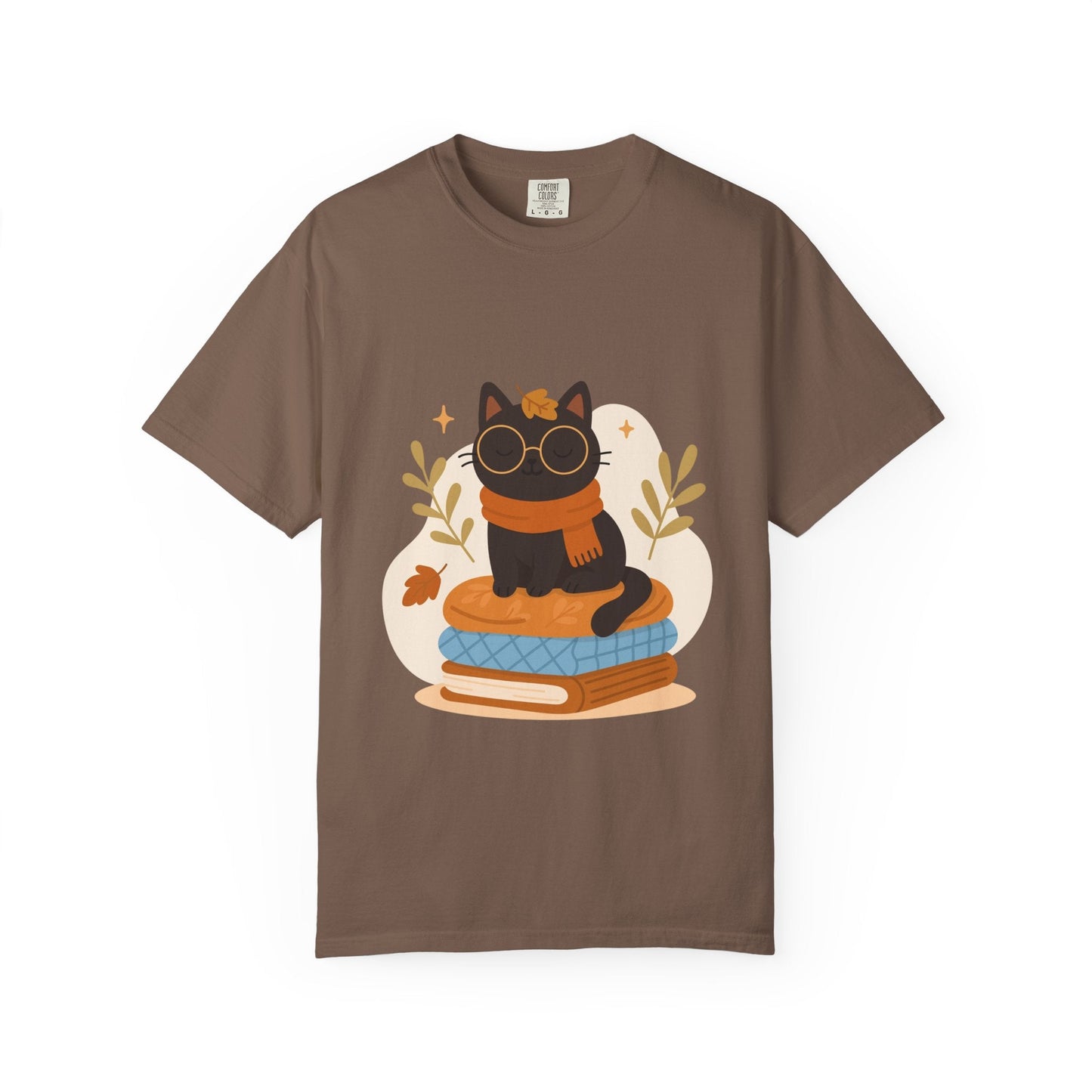 Charming Cat Graphic T-Shirt, Cozy Autumn Tee with Books and Glasses, Perfect for Cat Lovers, Gift for Bookworms, Unisex Fall Fashion - MaisonThreadory